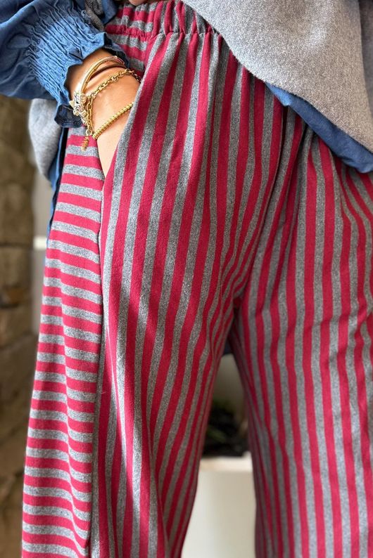 Sunday Morning 7/8 Barrel Pant Grey & Burgundy